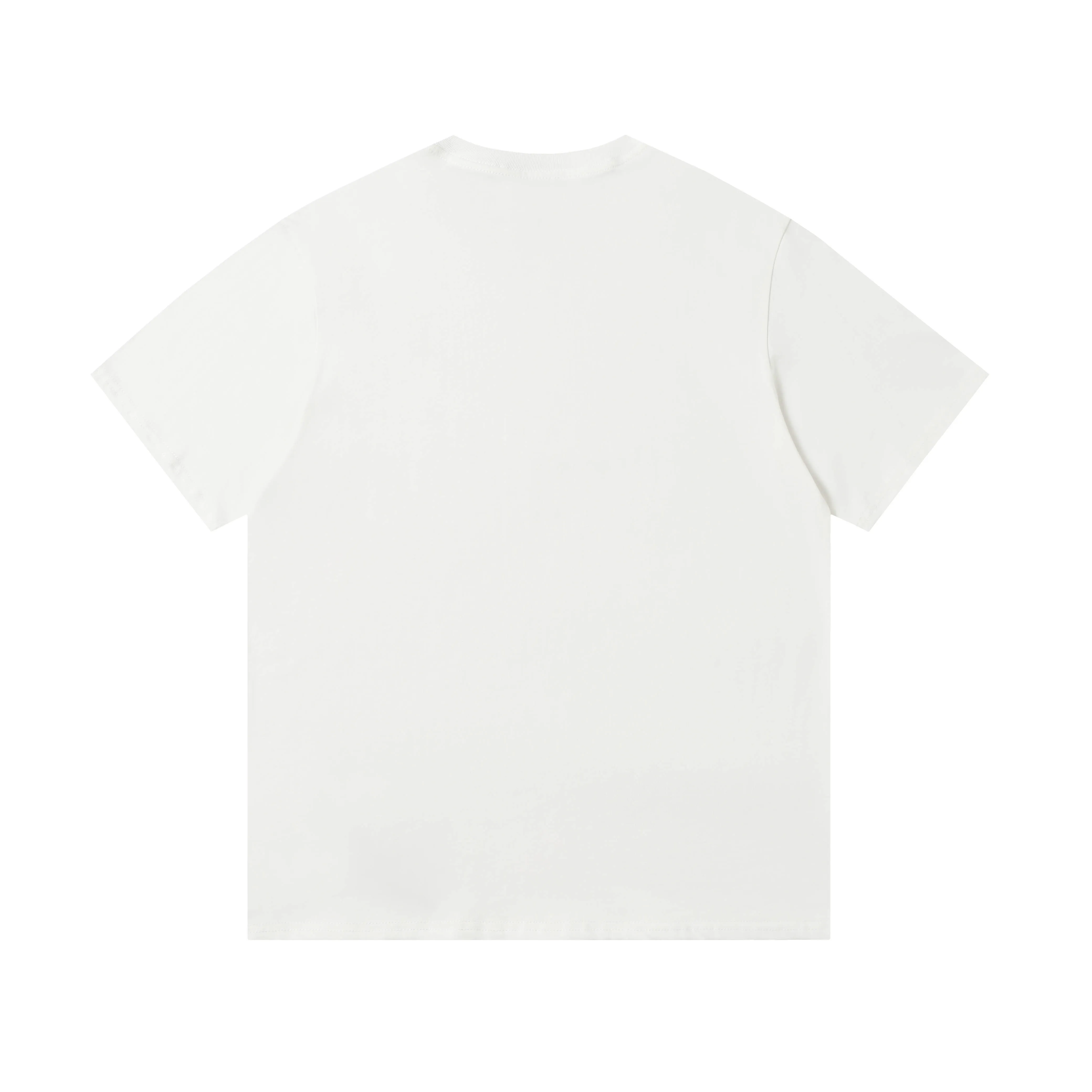 P130 Style number: 652 Brand reputation: Ralph Lauren is an internationally renowned high-end fashion brand, representing quality, style and status. Wearing its short sleeves can highlight consumers' taste and identity. Classic design: The brand has unique and enduring classic design elements, such as the polo logo, iconic color combinations, etc., which are both fashionable and recognizable. High-quality fabric: Made of double yarn 280g fabric, usually made of high-quality cotton fabric, which is soft, breathable, and sweat-absorbent, comfortable to wear, and suitable for various occasions and seasons. Exquisite craftsmanship: Pay attention to detail processing and production technology, neat stitching, and tailoring to ensure the durability and beauty of the clothing. Diversified styles: covering a variety of styles from casual to formal, simple to gorgeous, meeting the individual needs and wearing scenarios of different consumers. Strong matchability: Can be matched with a variety of bottoms, jackets and accessories to easily create a variety of different fashion looks. Inheritance and innovation: While maintaining the traditional charm of the brand, we constantly innovate designs and incorporate new fashion elements to keep our products attractive. Brand values: The American lifestyle and positive values ​​conveyed by Ralph Lauren are also recognized and yearned for by consumers. Color: Black White Gray Blue White Blue Red Pink Sky Blue Bean Green Burgundy Complete Sizes: S, M, L, XL,